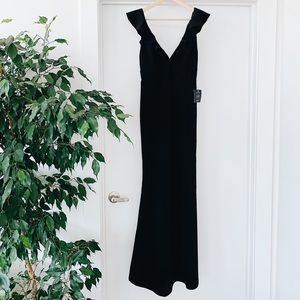Lulu’s Black Maxi Dress